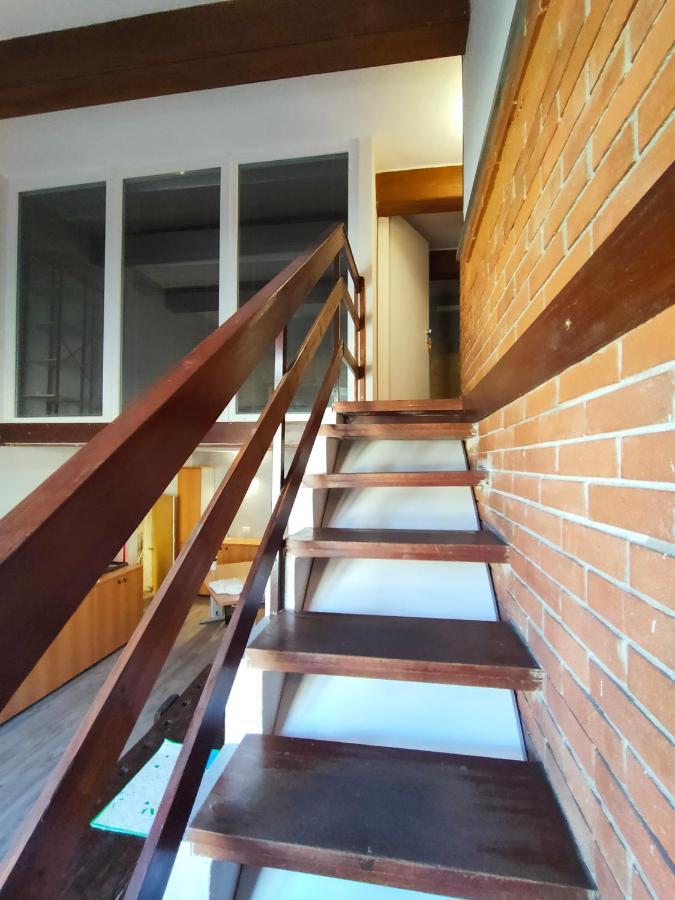 Apartment Stazione Bergamo Bagian luar foto