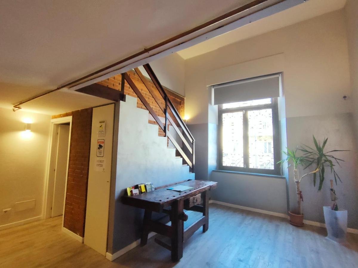 Apartment Stazione Bergamo Bagian luar foto