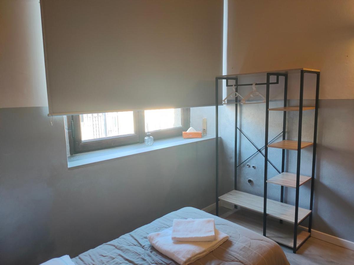 Apartment Stazione Bergamo Bagian luar foto
