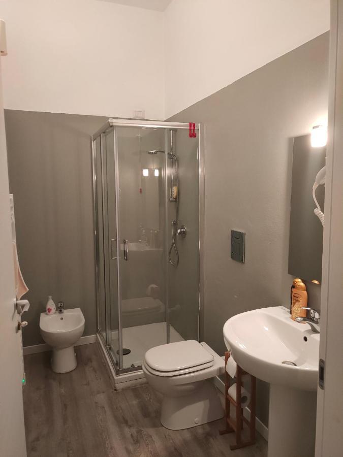 Apartment Stazione Bergamo Bagian luar foto
