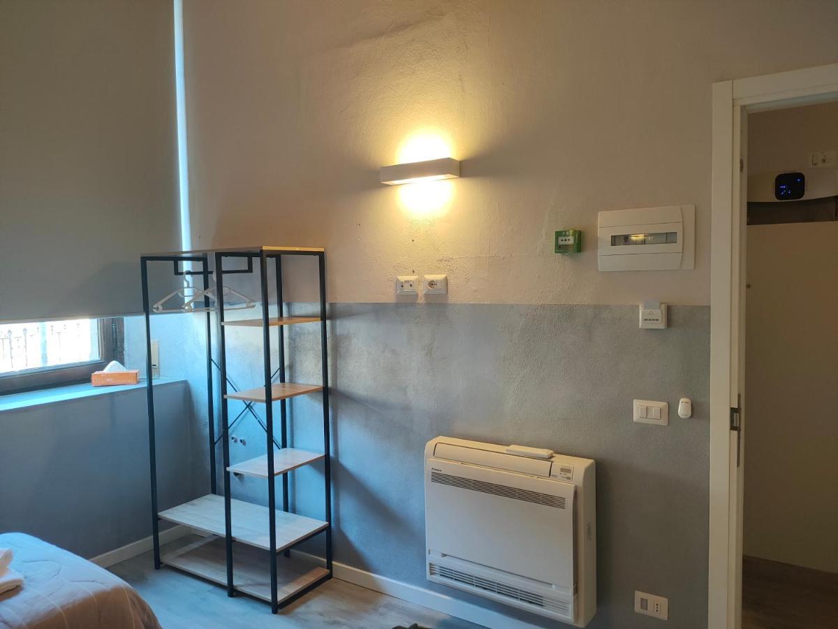 Apartment Stazione Bergamo Bagian luar foto